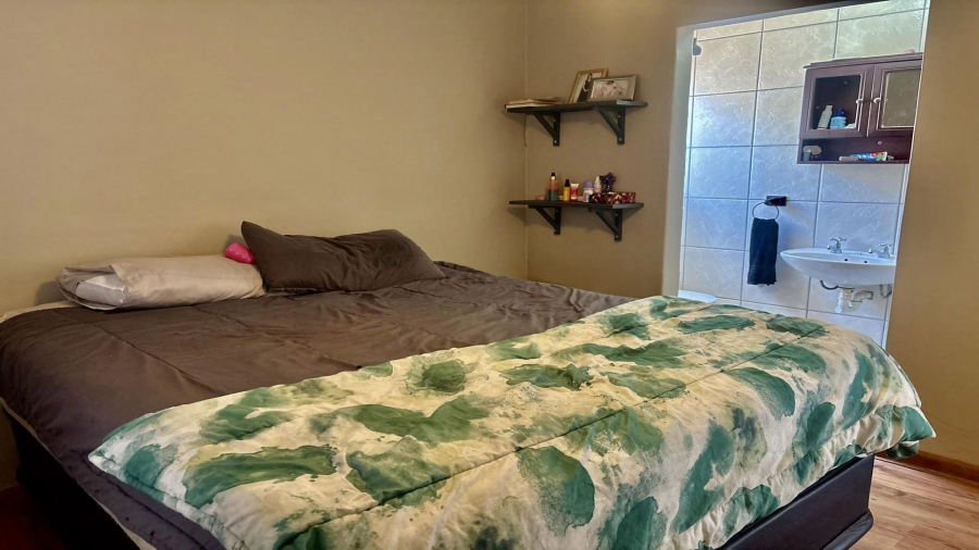 3 Bedroom Property for Sale in Zonnendal Western Cape